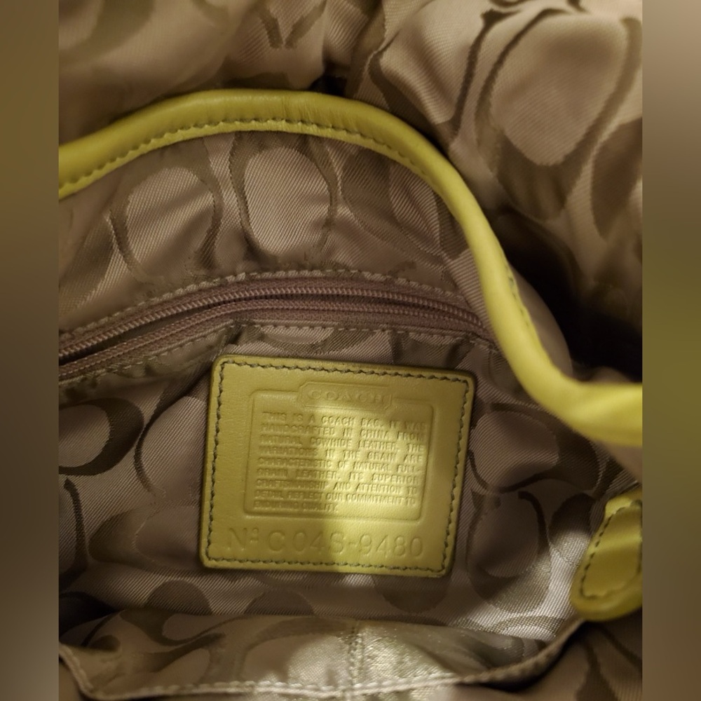 Coach SoHo Vintage 2004 Leather Two Way Lime Green Shoulder/Crossbody Bag - Picture 5 of 15
